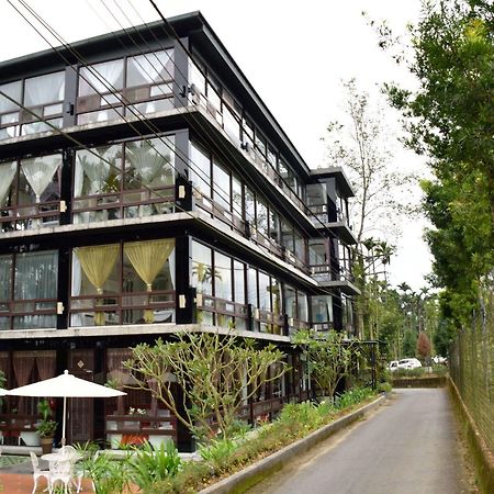 ฟูลเฮาส์ เบดแอนด์เบรคฟาสต์ Hotel Nantou ภายนอก รูปภาพ